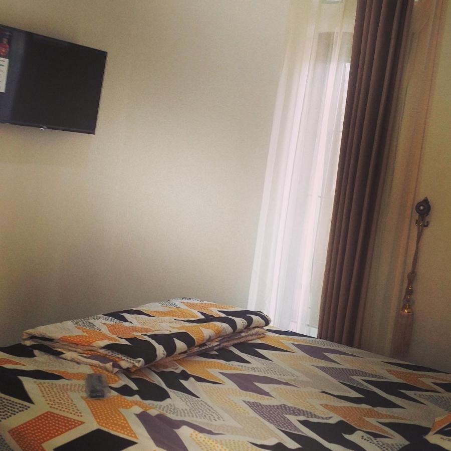 Zg Homestay Solo Sumber  Luaran gambar